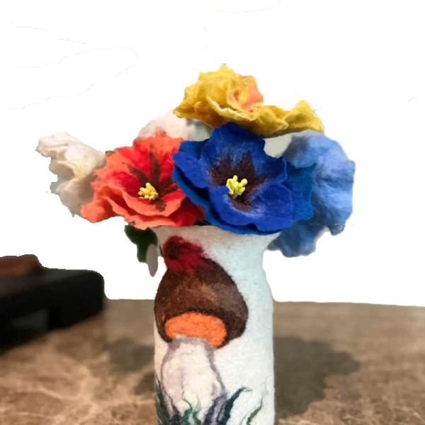 Felt flower